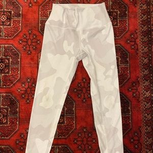 Alo yoga leggings